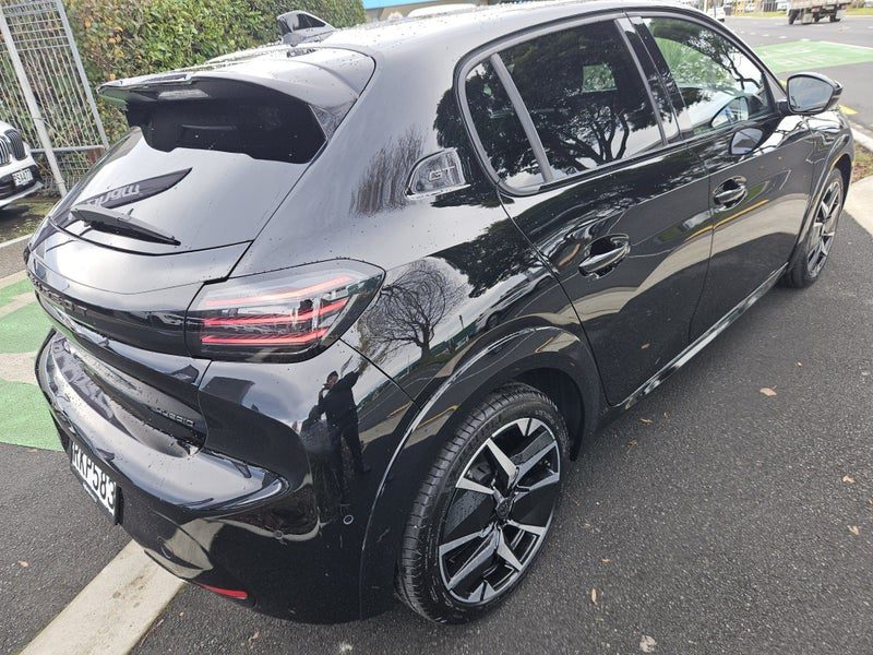 2025 Peugeot 208 GT 1.2PMHT/6AM, photo 2