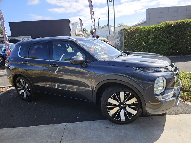 2025 Mitsubishi Outlander VRX 2.5P/4WD/CVT