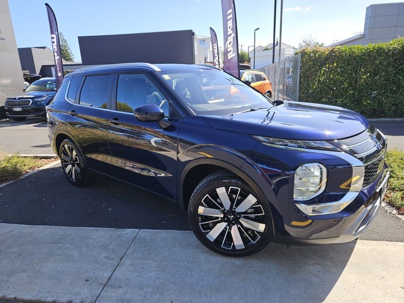 2025 Mitsubishi Outlander XLS 2.5P/CVT