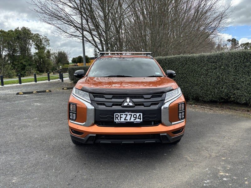 2025 Mitsubishi ASX Black Edition, photo 2