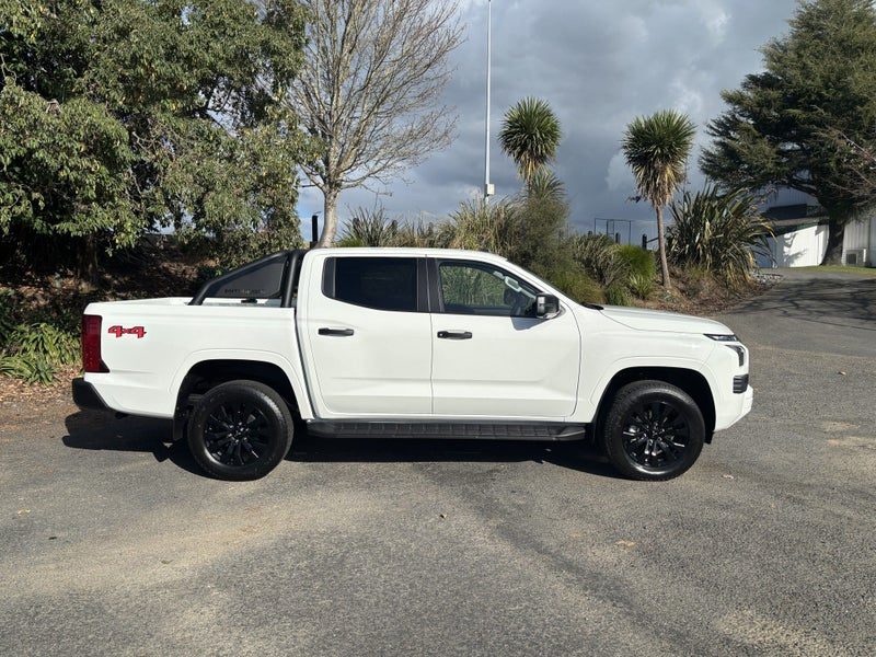 2026 Mitsubishi Triton GLX, photo 3