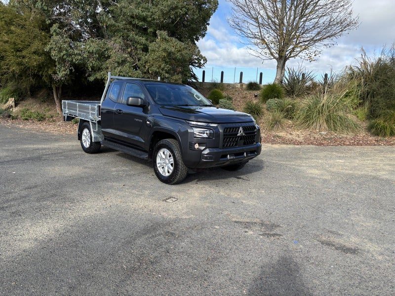 2026 Mitsubishi Triton GLX