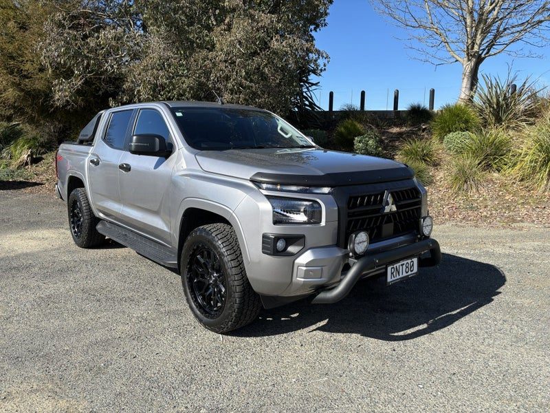 2026 Mitsubishi Triton GLX
