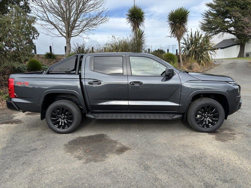 2026 Mitsubishi Triton GLX, photo 3