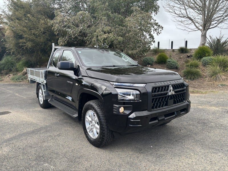 2026 Mitsubishi Triton GLX
