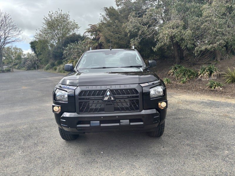 2026 Mitsubishi Triton GLX, photo 2