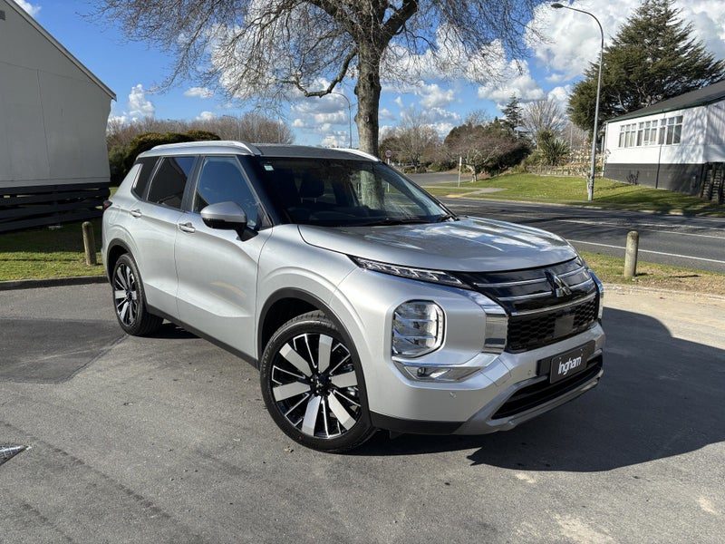 2026 Mitsubishi Outlander XLS 7 Seater