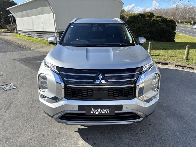 2026 Mitsubishi Outlander XLS 7 Seater, photo 2