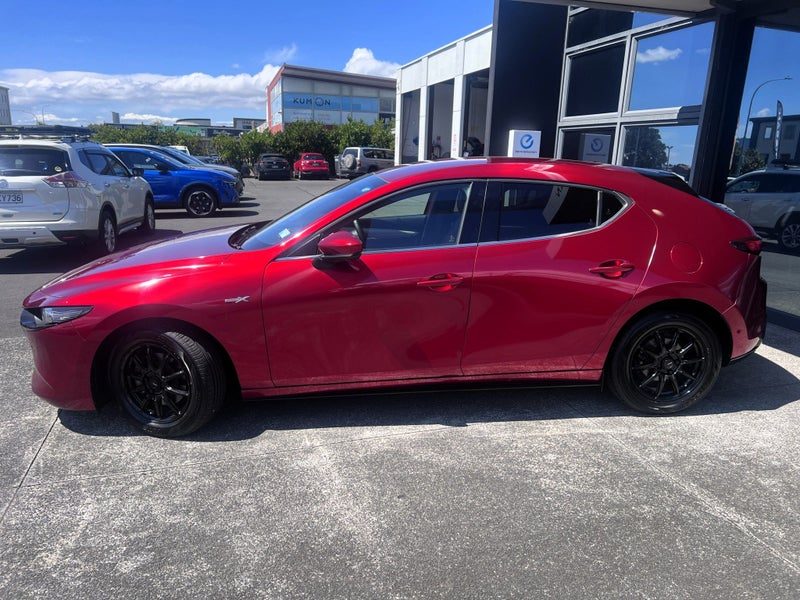2021 Mazda 3 E SKYACTIV X, photo 3