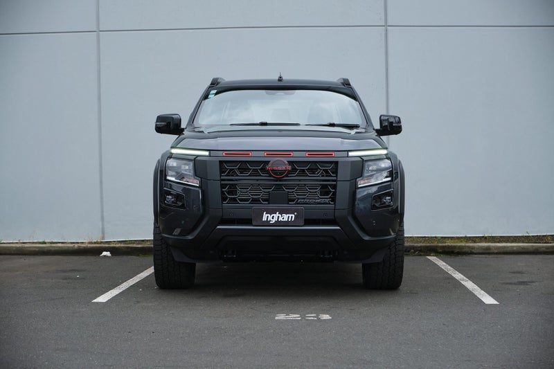 2026 Nissan Navara PRO-4X STEALTH, photo 2