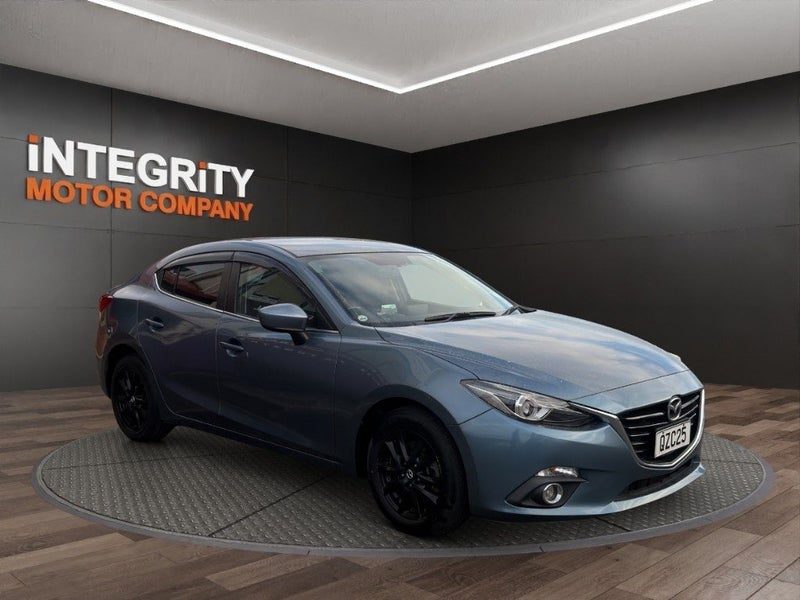 2014 Mazda Axela