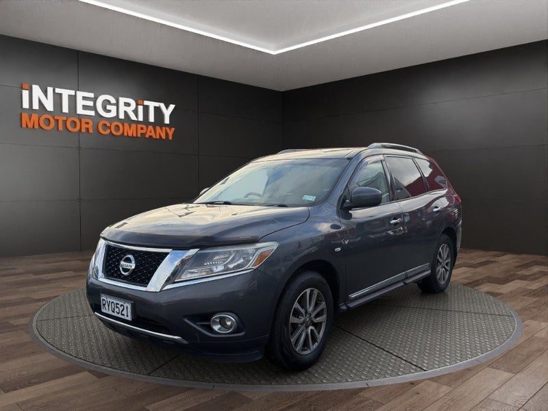 2015 Nissan Pathfinder TI 3.5P4WD6CVT/SW5D7, photo 2