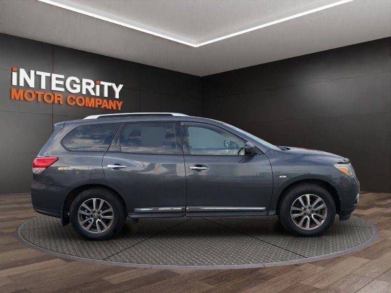 2015 Nissan Pathfinder TI 3.5P4WD6CVT/SW5D7, photo 3