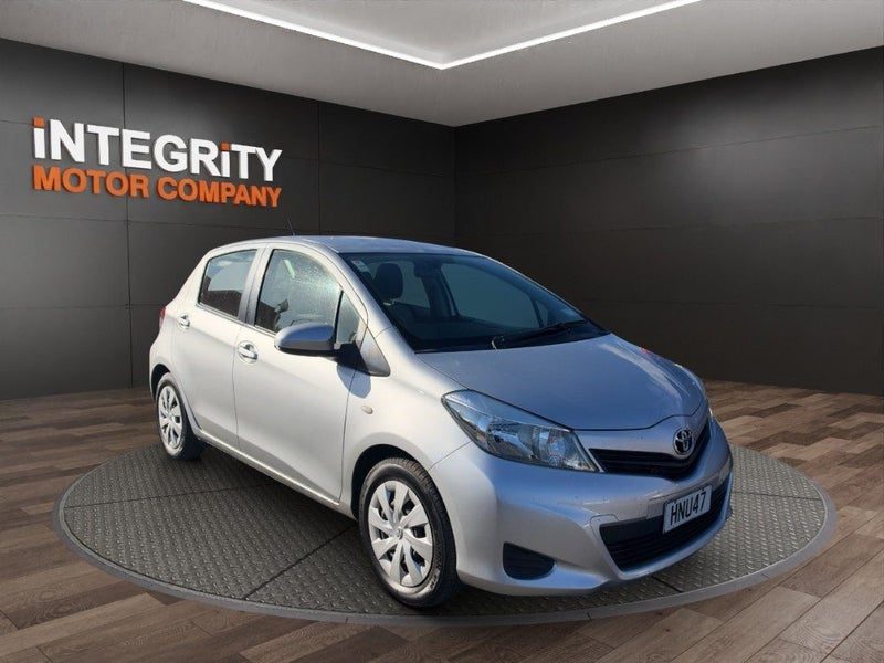 2014 Toyota Yaris YR 1.3P HATCH5 4A