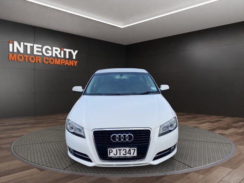 2011 Audi A3, photo 2