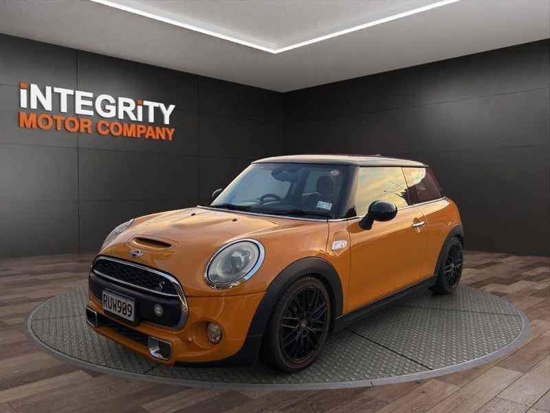 2015 MINI Cooper S, main photo