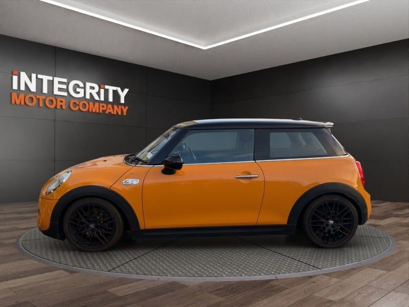 2015 MINI Cooper S, photo 2