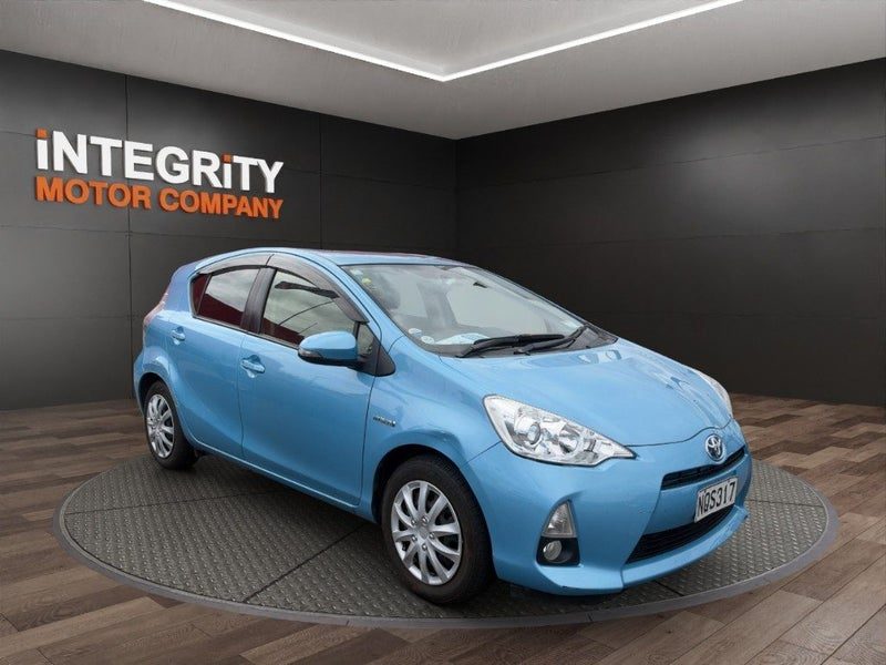 2014 Toyota Aqua HYBRID