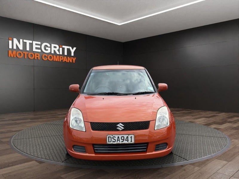 2005 Suzuki Swift, photo 3