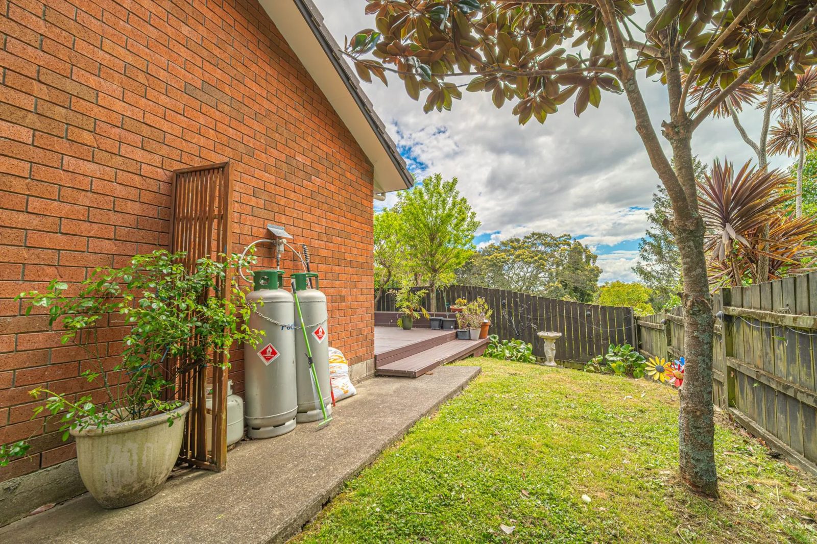 69A Golf Road, New Lynn, photo 12