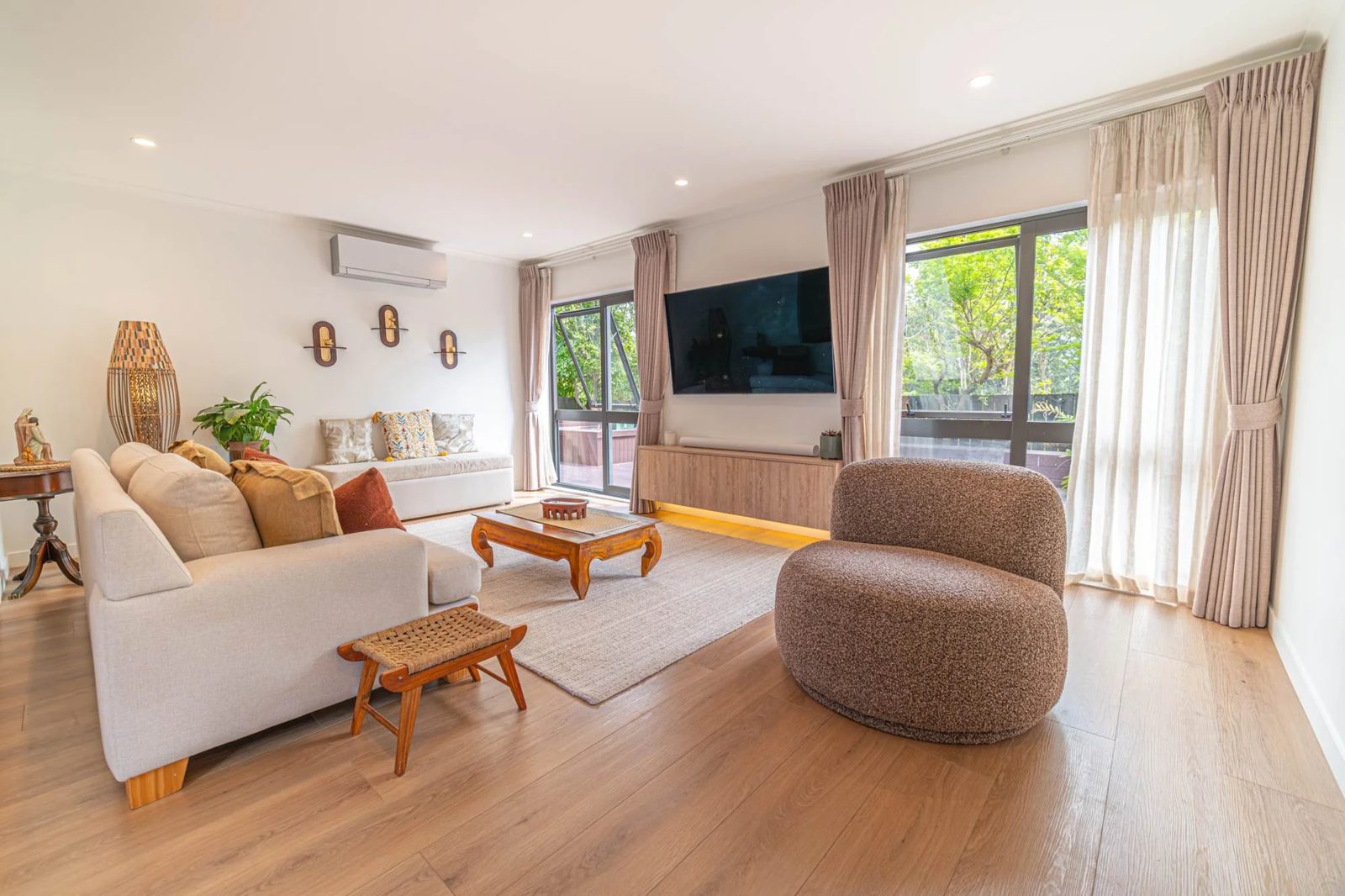 69A Golf Road, New Lynn, photo 3