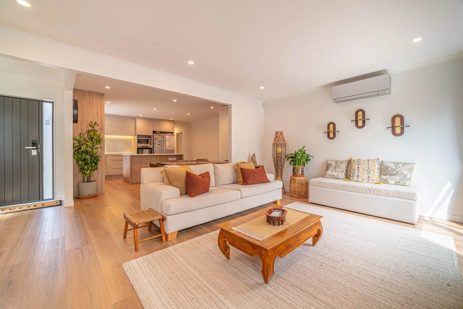 69A Golf Road, New Lynn, photo 6