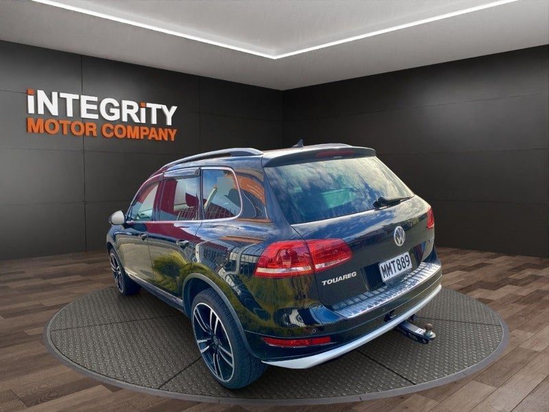 2012 Volkswagen Touareg, photo 2