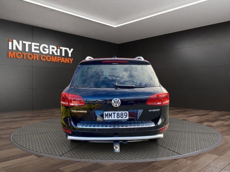 2012 Volkswagen Touareg, photo 3