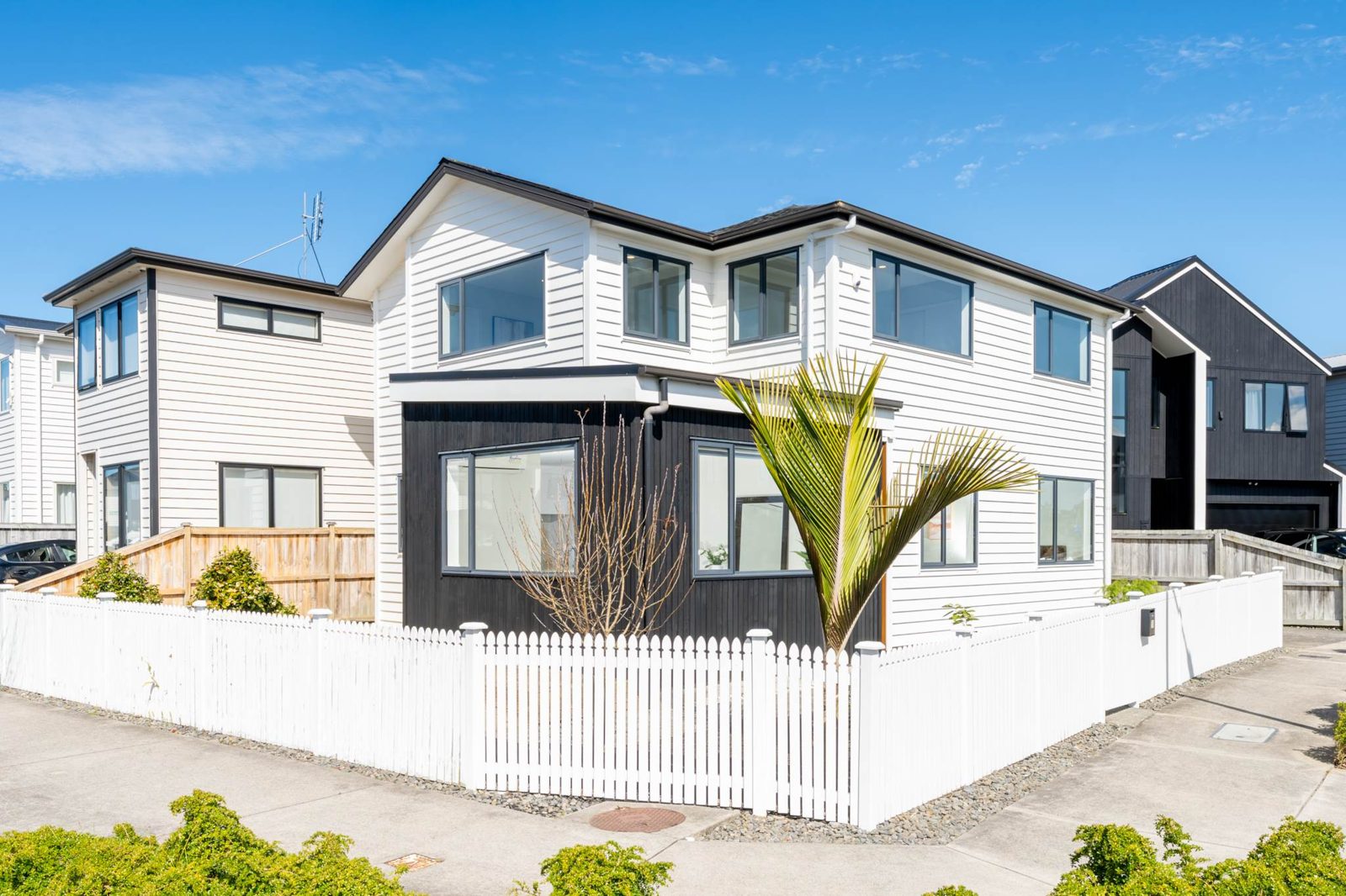 58 Craigs Way, Hobsonville, photo 1