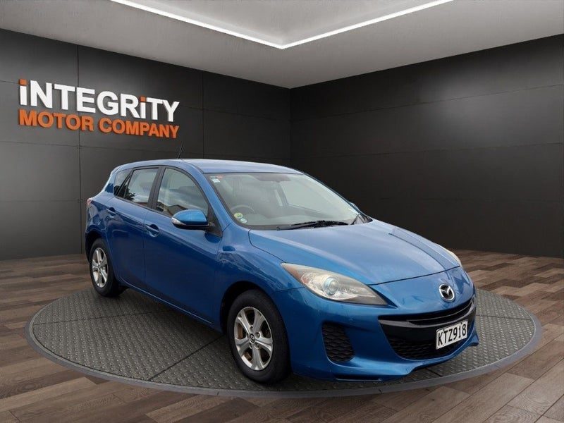 2012 Mazda Axela