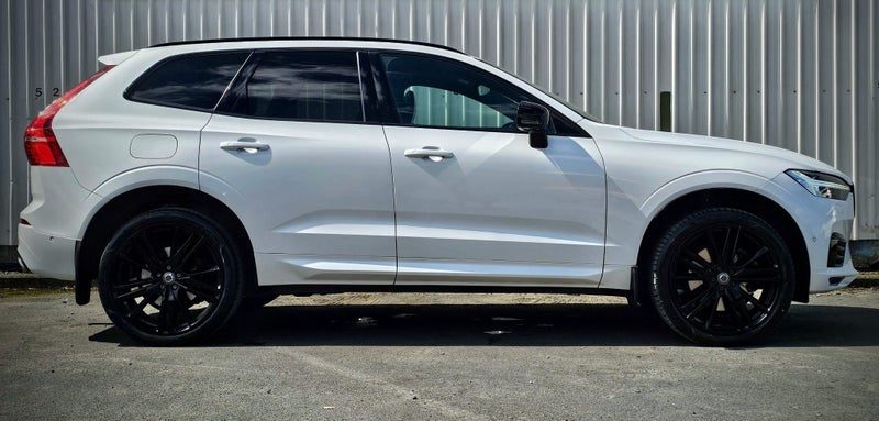 2021 Volvo XC60 T6 AWD R-Design, photo 3