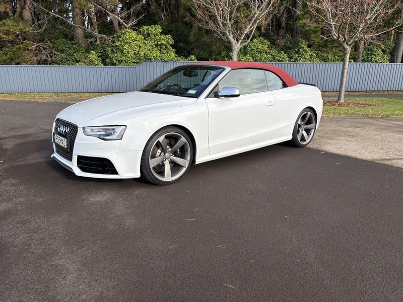 2013 Audi RS5 V8 Quattro Cabriolet, photo 2