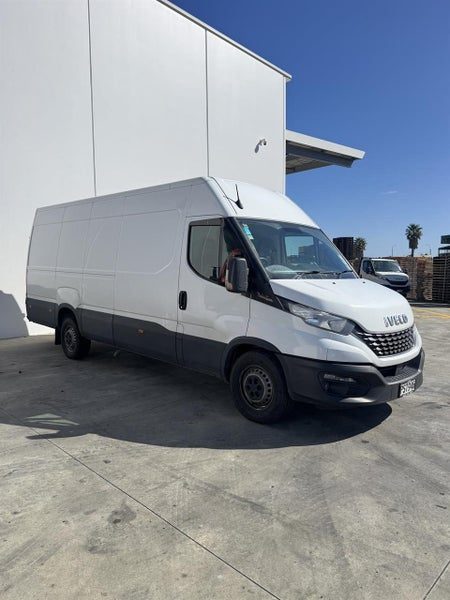 2023 Iveco Daily 35SH, photo 2