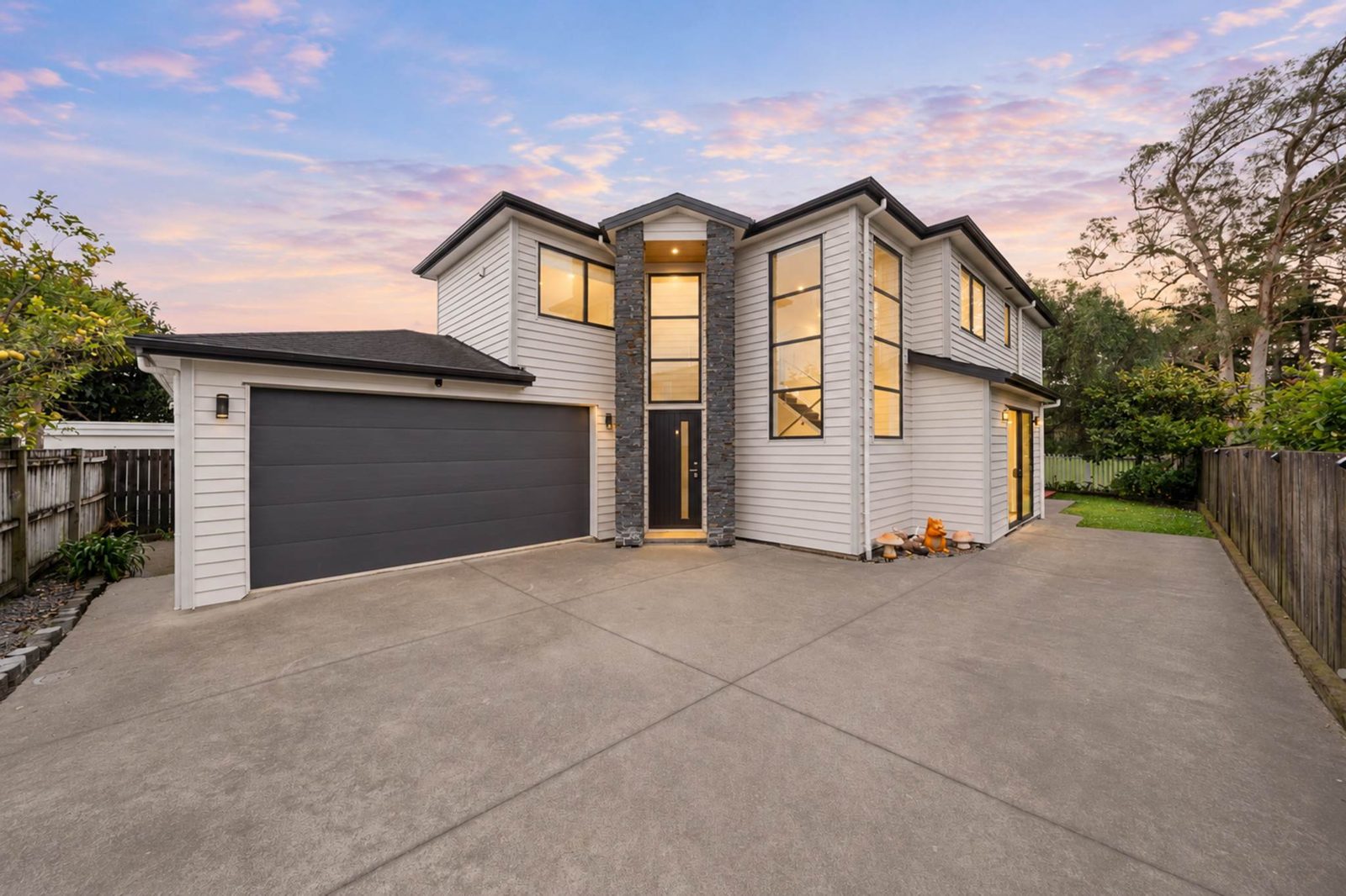 324A Royal Road, Massey, photo 1