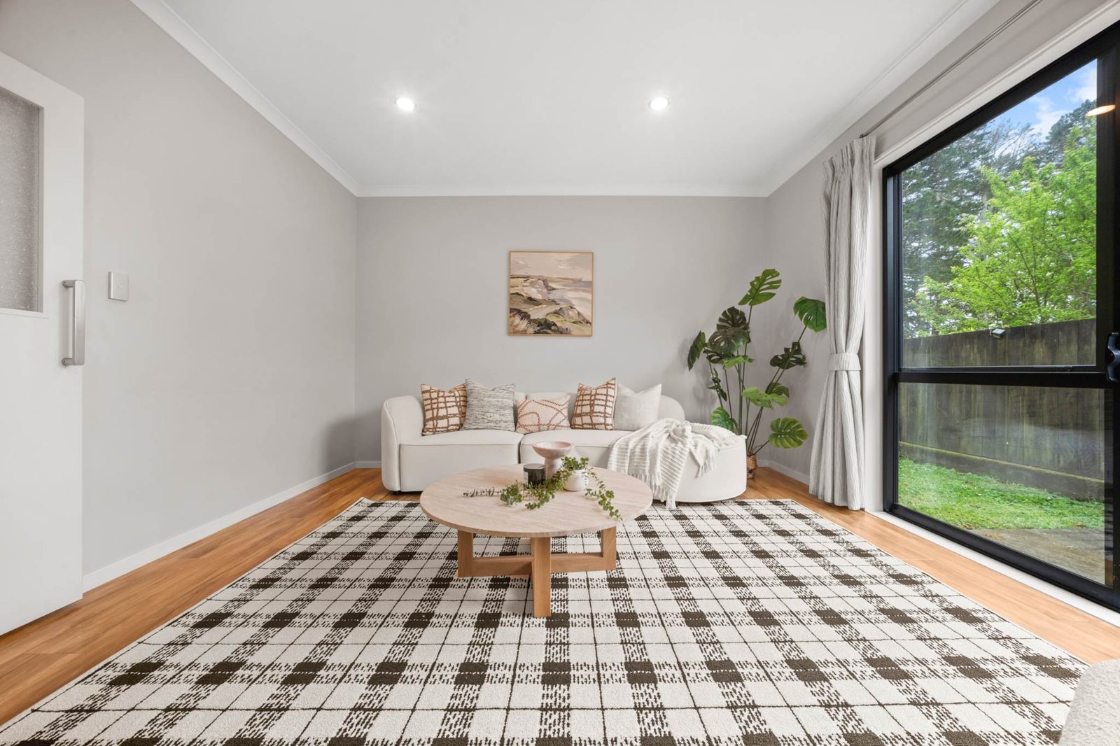 324A Royal Road, Massey, photo 12