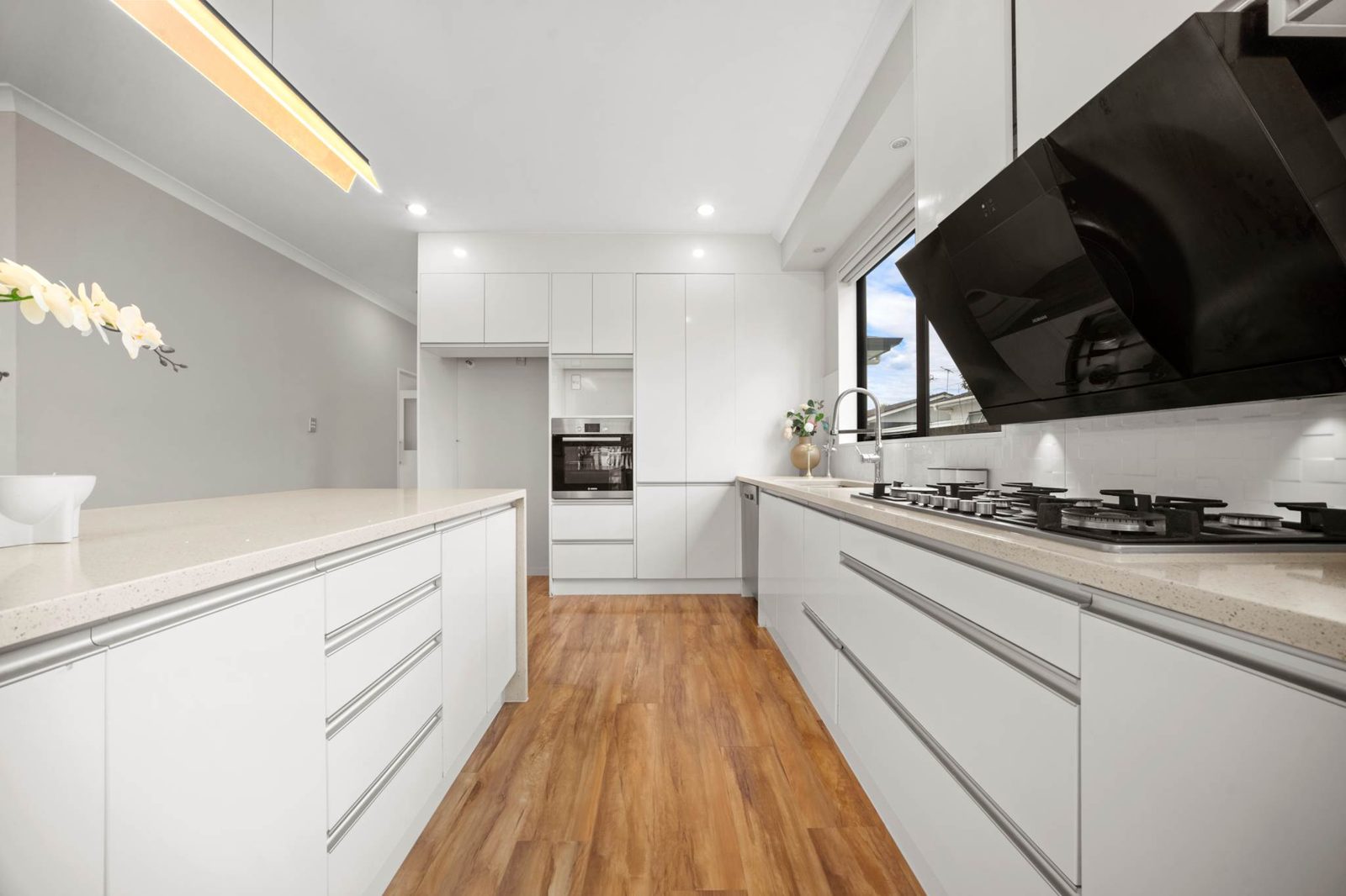 324A Royal Road, Massey, photo 9