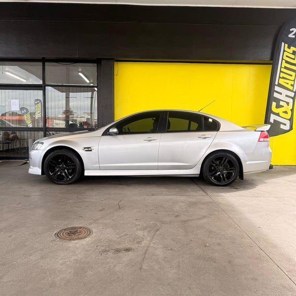 2010 Holden Commodore SV6 SEDAN AUTO, photo 3