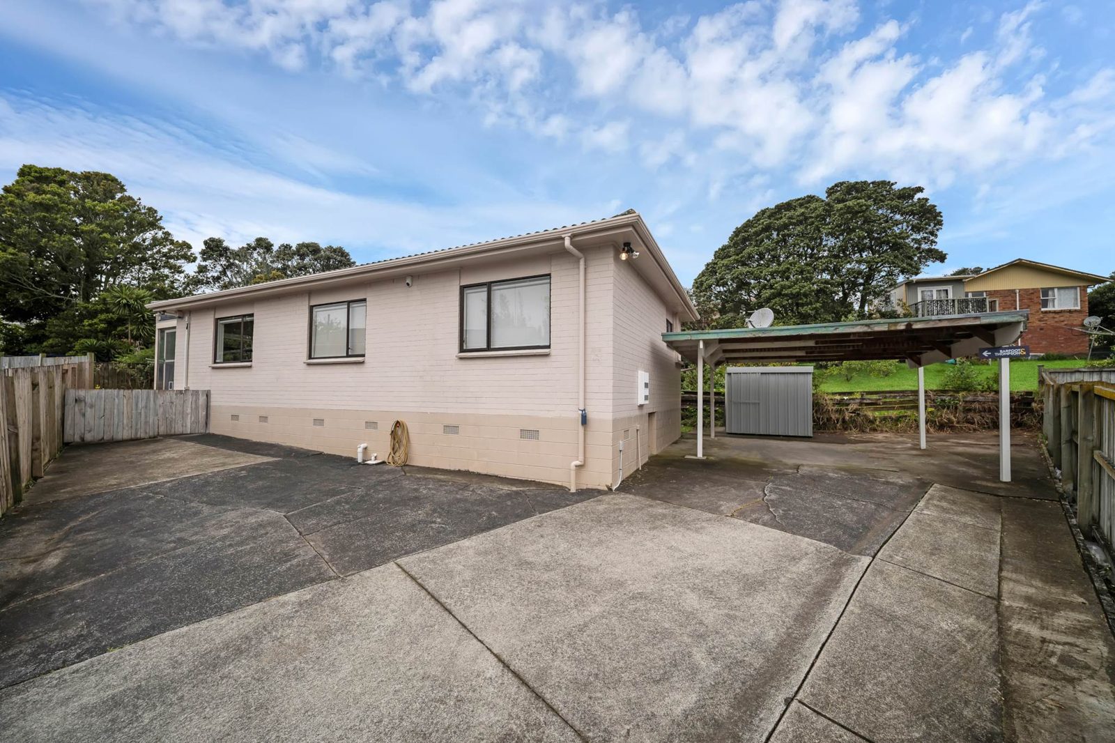 2/13 Bowman Road, Forrest Hill
