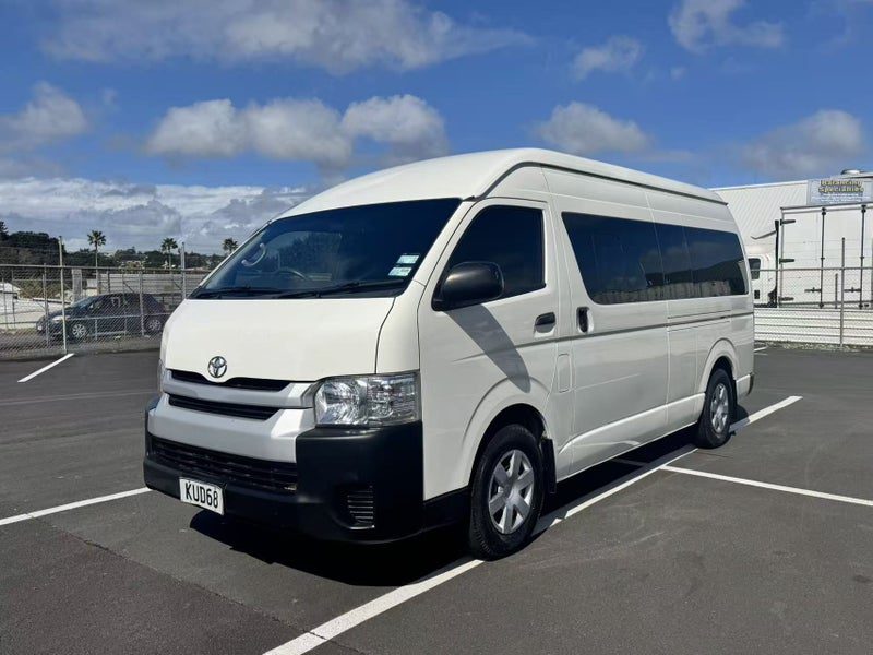 2017 Toyota Hiace Zx Td, main photo
