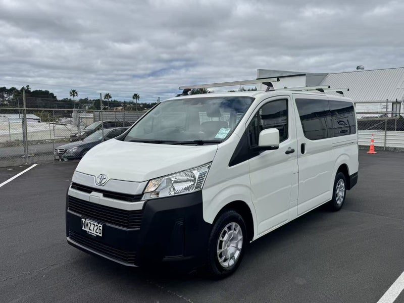 2021 Toyota Hiace Zr Gvn, photo 2