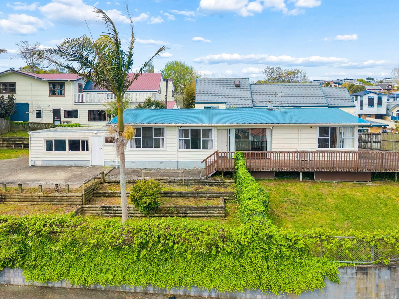 62 Tiverton Road, New Windsor