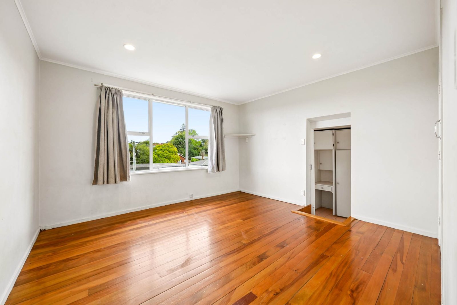 62 Tiverton Road, New Windsor, photo 12