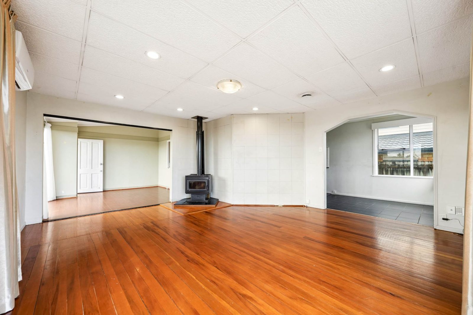 62 Tiverton Road, New Windsor, photo 9