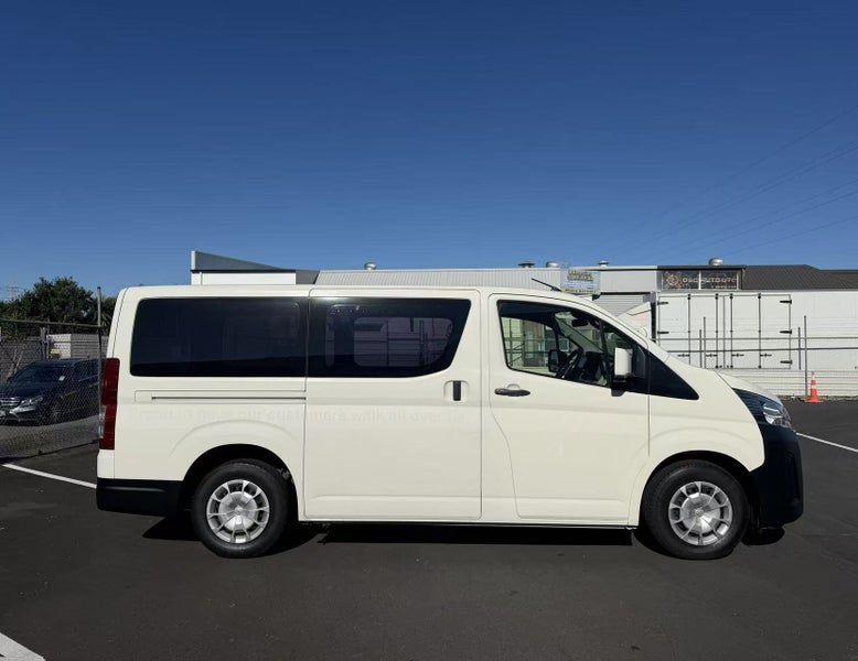 2019 Toyota Hiace Zr Gvn, photo 3
