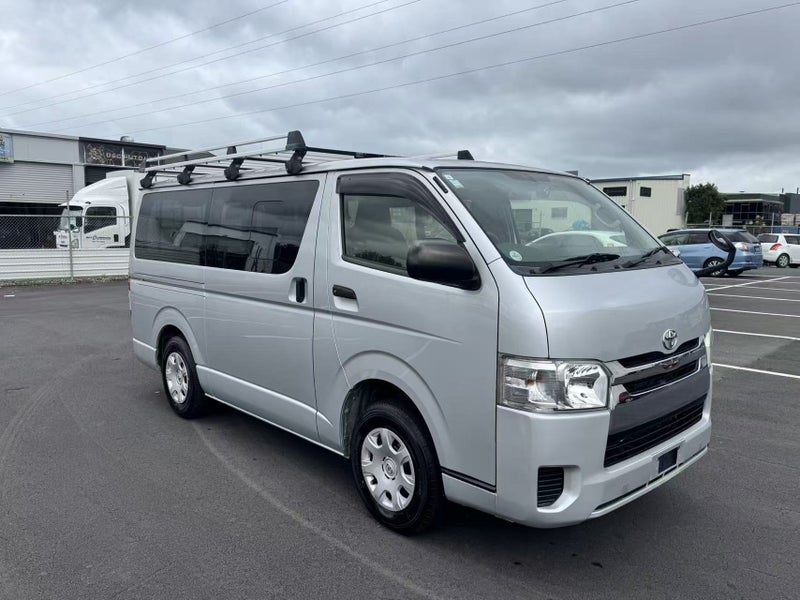 2019 Toyota Hiace GL DIESEL 4WD, main photo