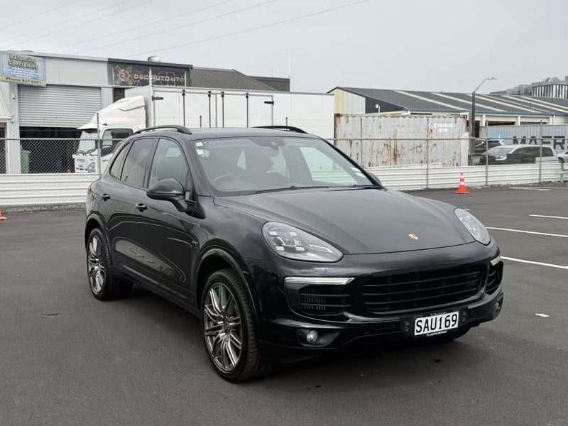 2017 Porsche Cayenne S D Platinum