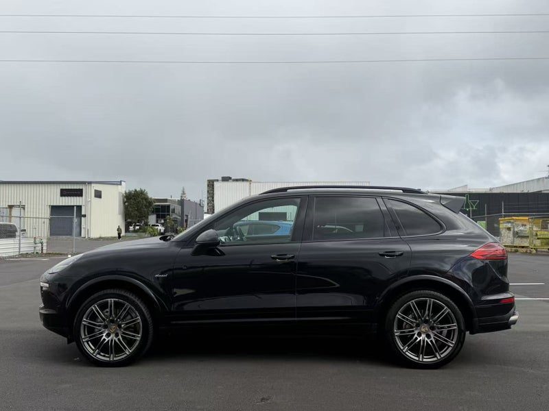 2017 Porsche Cayenne S D Platinum, photo 3