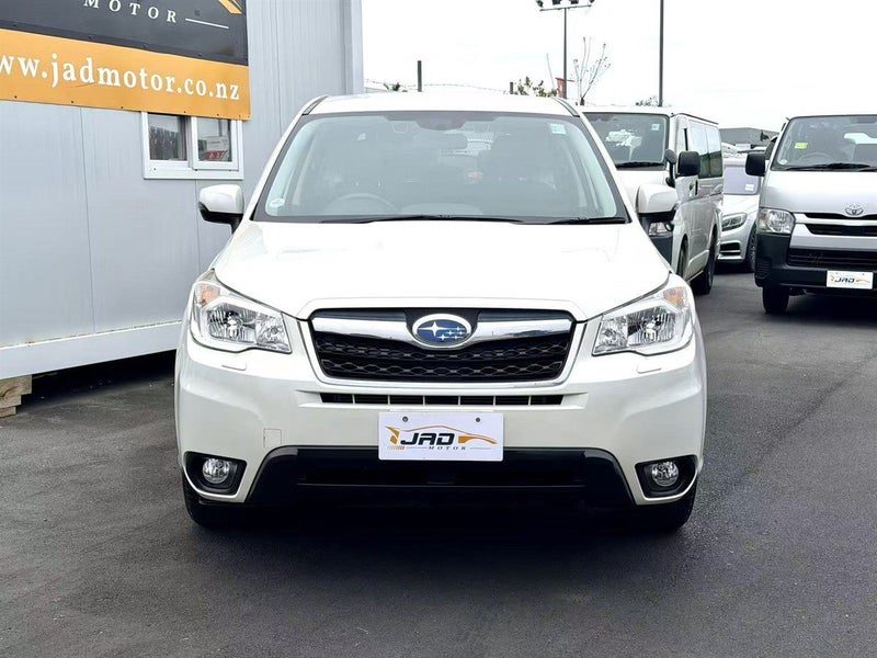 2015 Subaru Forester, photo 2