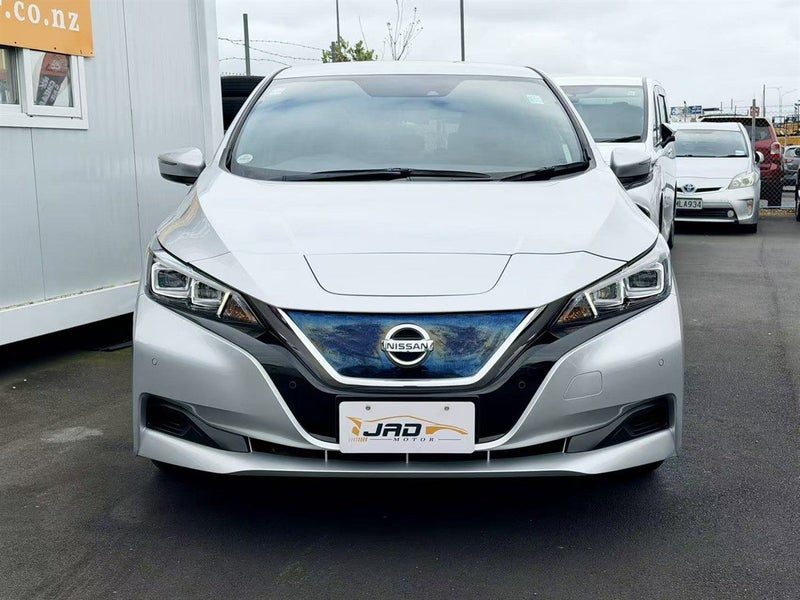 2019 Nissan Leaf S, photo 3