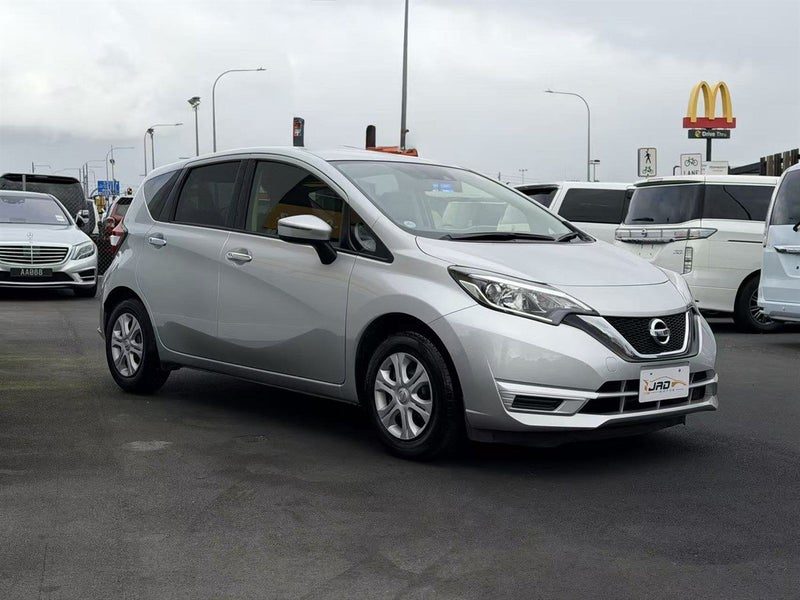 2018 Nissan Note X/ Reversing Camera/Bluetooth, photo 3